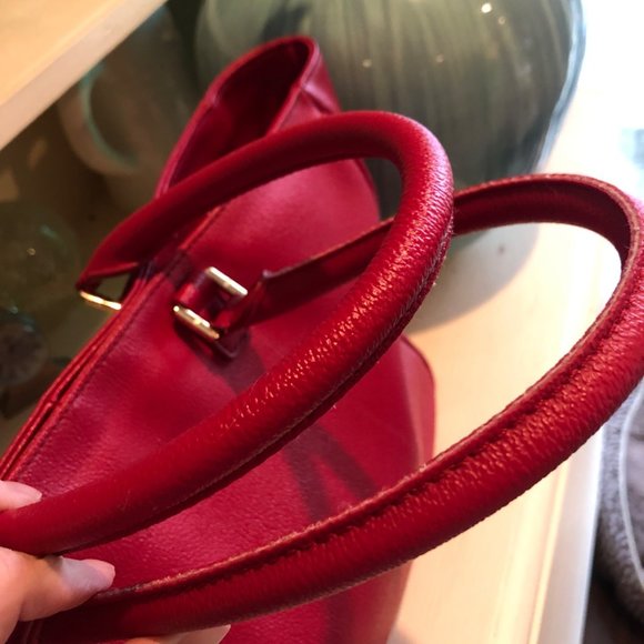 **SOLD***TORY BURCH Large Red Leather Tote Handbag Shoulder Bag Gold Hardware - Picture 8 of 16